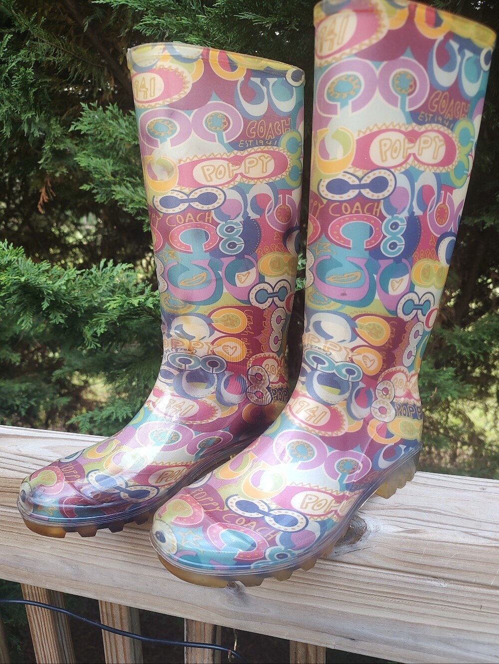 COACH Poppy Rain Boots Size 6 PLEASE READ